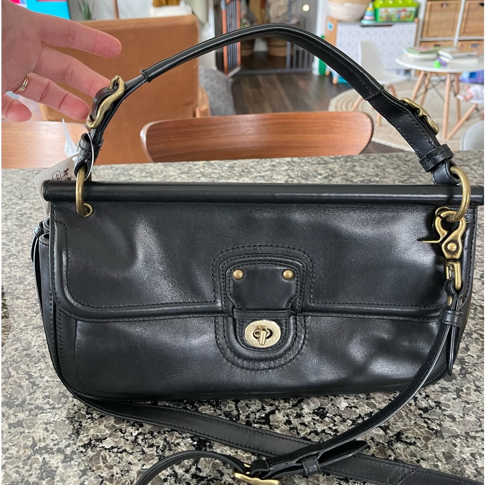 Coach 22062 Black Leather City Willis Shoulder Bag